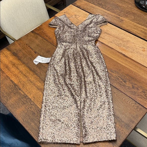 Dress the Population BNWT Elegant Gold Sequin Dress Sz xs - Picture 6 of 7